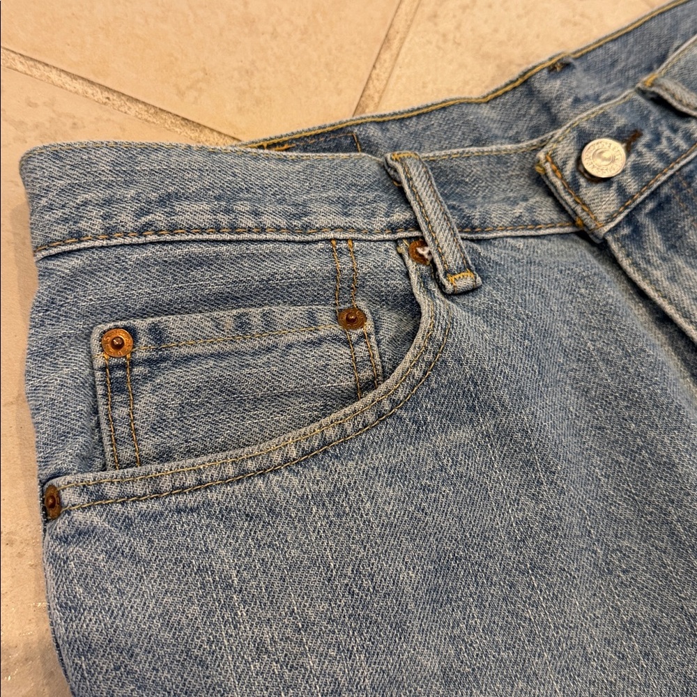 Levi’s 550 denim shorts - 34” waist - Picture 5 of 10